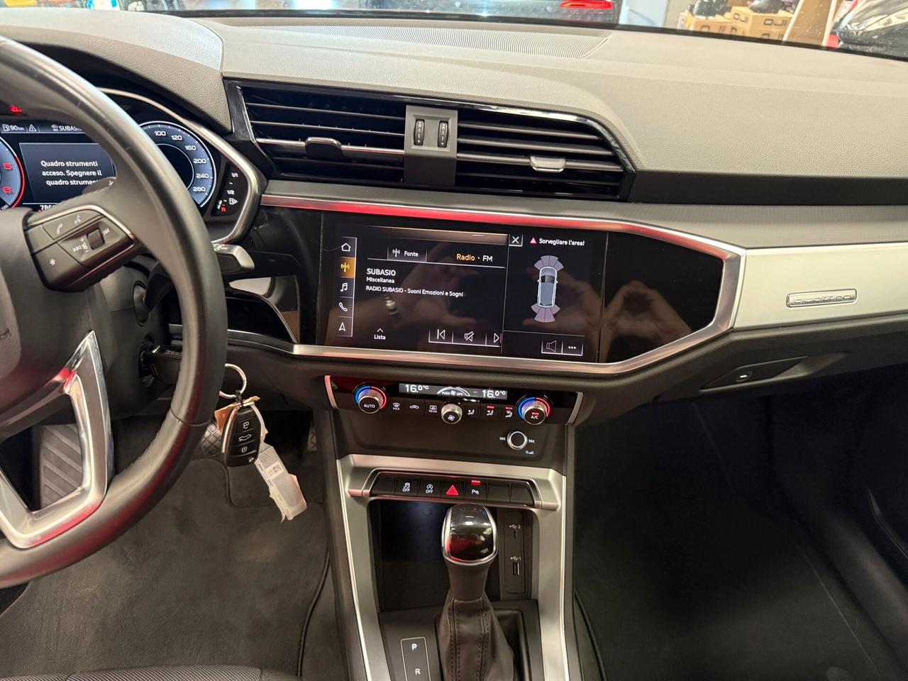 Audi Q3 35 TDI quattro Business Advanced