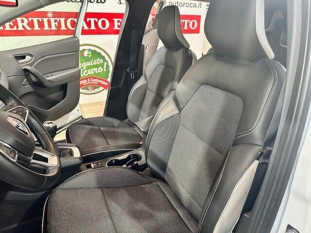 Renault Captur Mild Hybrid 140 CV Intens