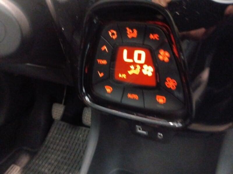 Toyota Aygo 1.0 VVT-i x-clusiv