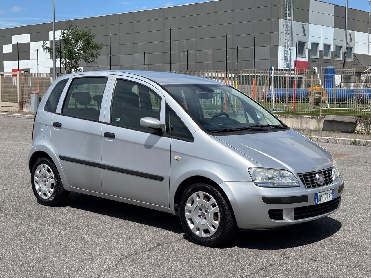 Fiat Idea 1.2 16V UNI PRO