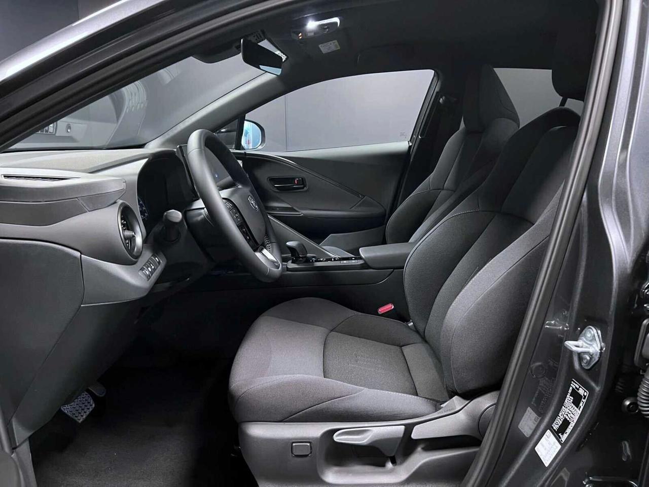 TOYOTA C-HR 2.0 152CV (223CV) PHEV TREND KM0