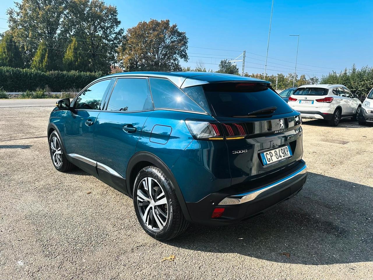 Peugeot 3008 Hybrid4 300 e-EAT8 GT