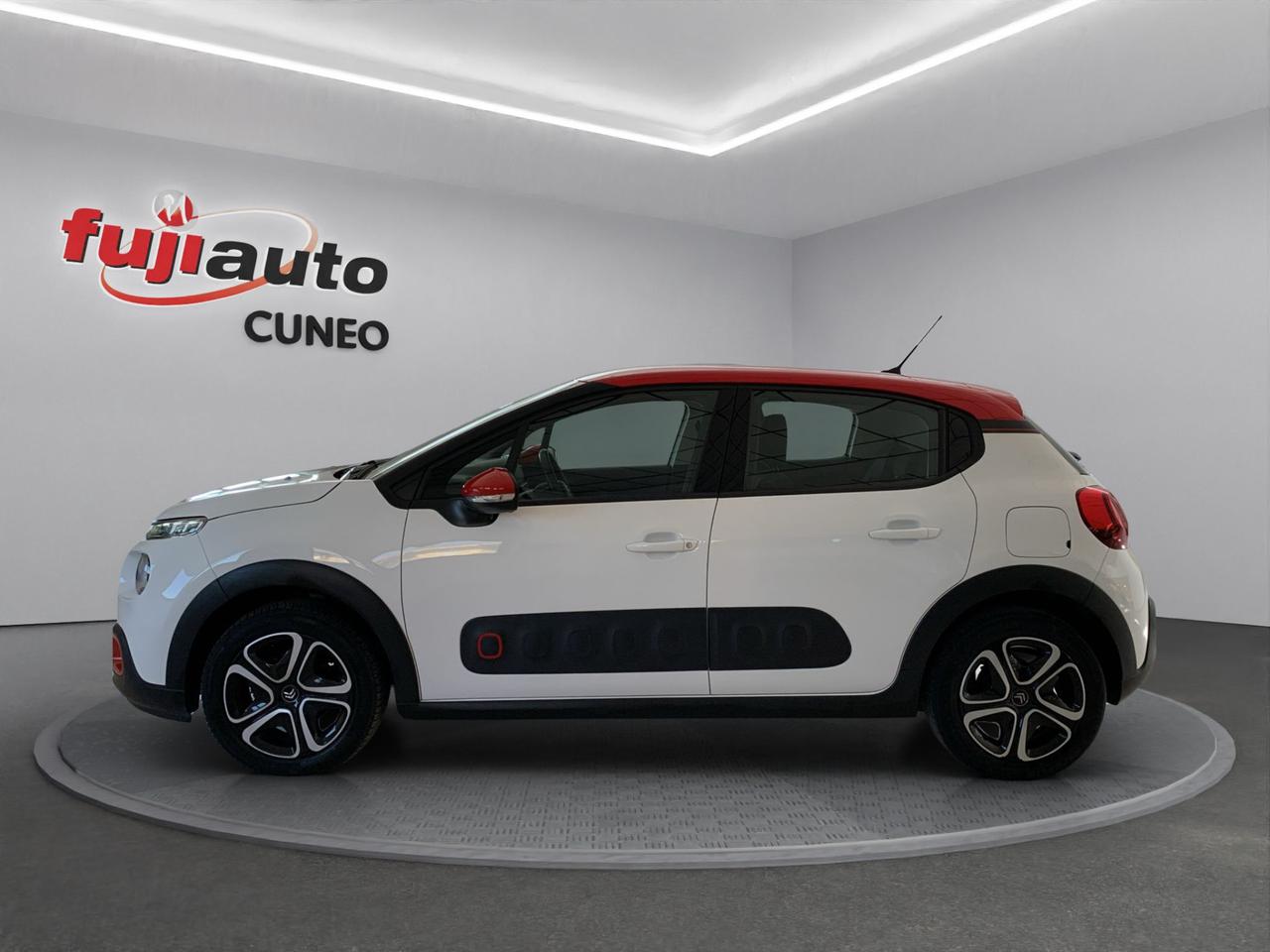 Citroen C3 1.2 puretech Shine s&s 83cv