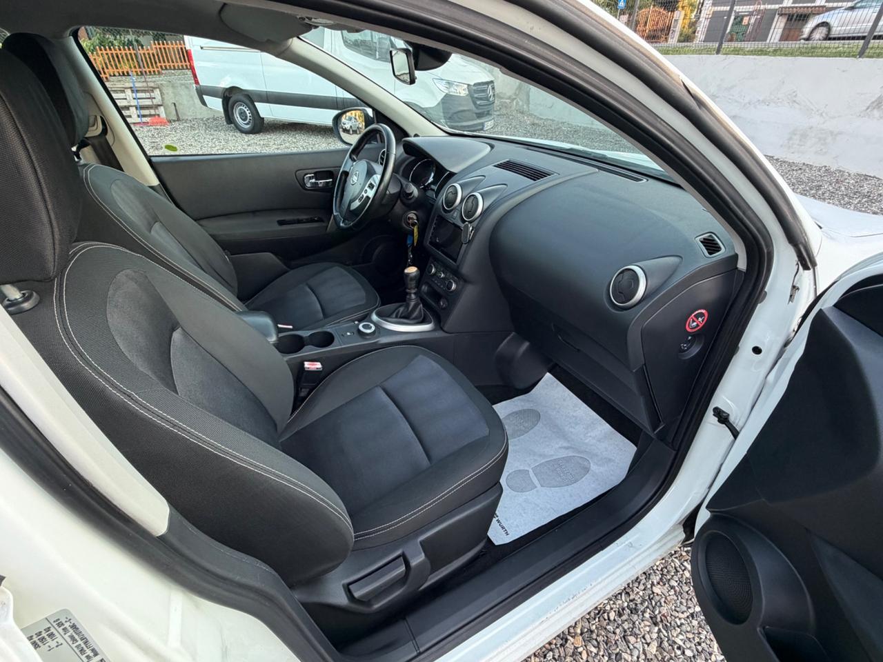 Nissan Qashqai 2.0 dCi DPF Tekna