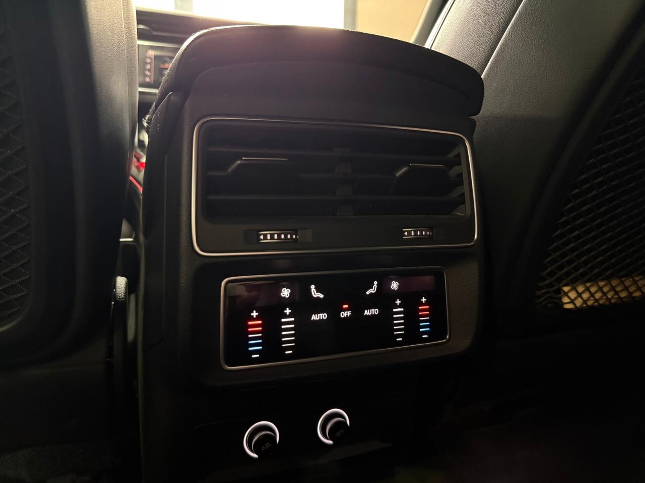 Audi Q8 50 TDI 286 CV quattro tiptronic Sport