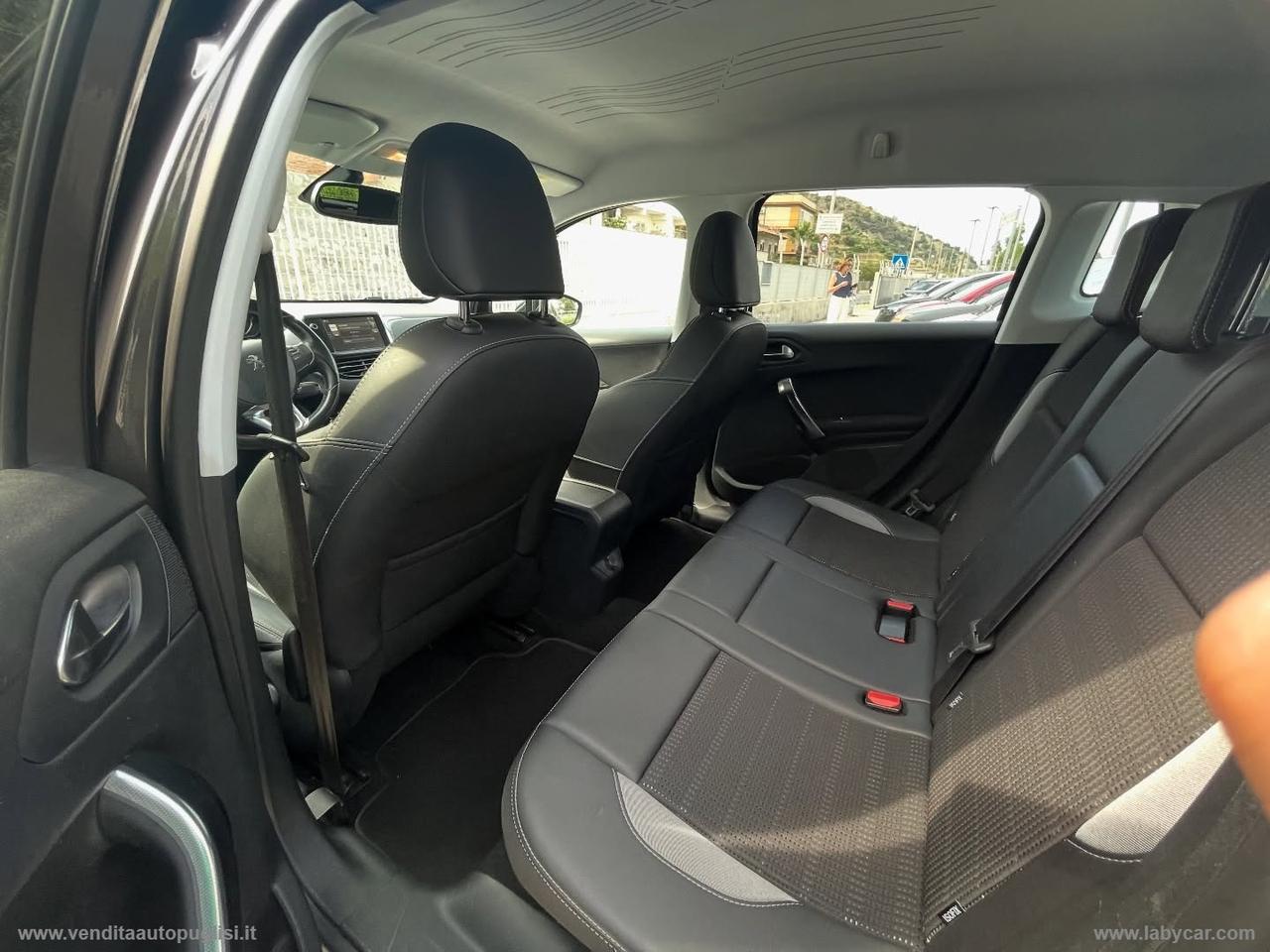 PEUGEOT 2008 BlueHDi 100 GT Line