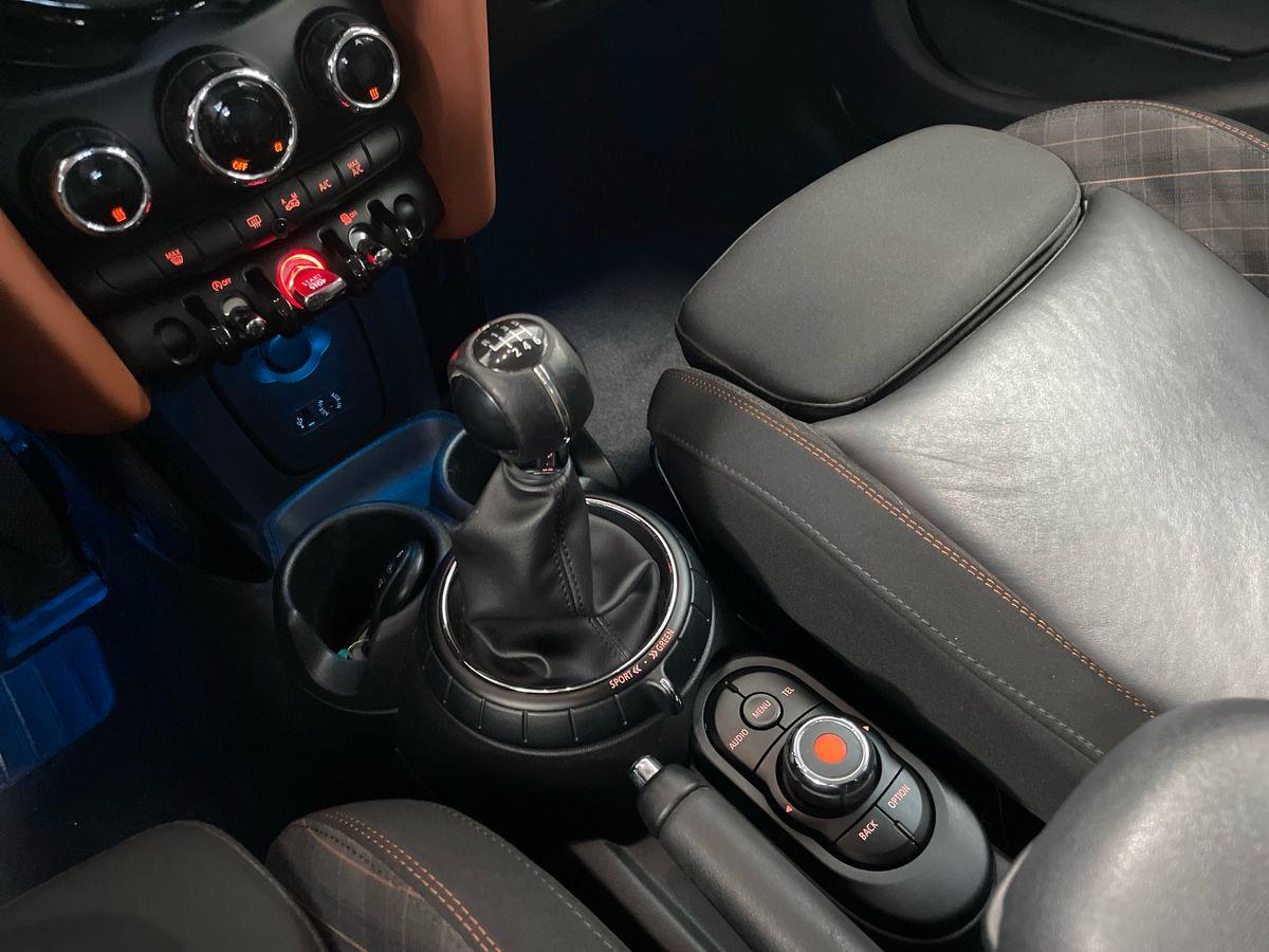 MINI Mini IV F55-F56 2014 - Mini 1.5 Cooper D Boost Seven 5p