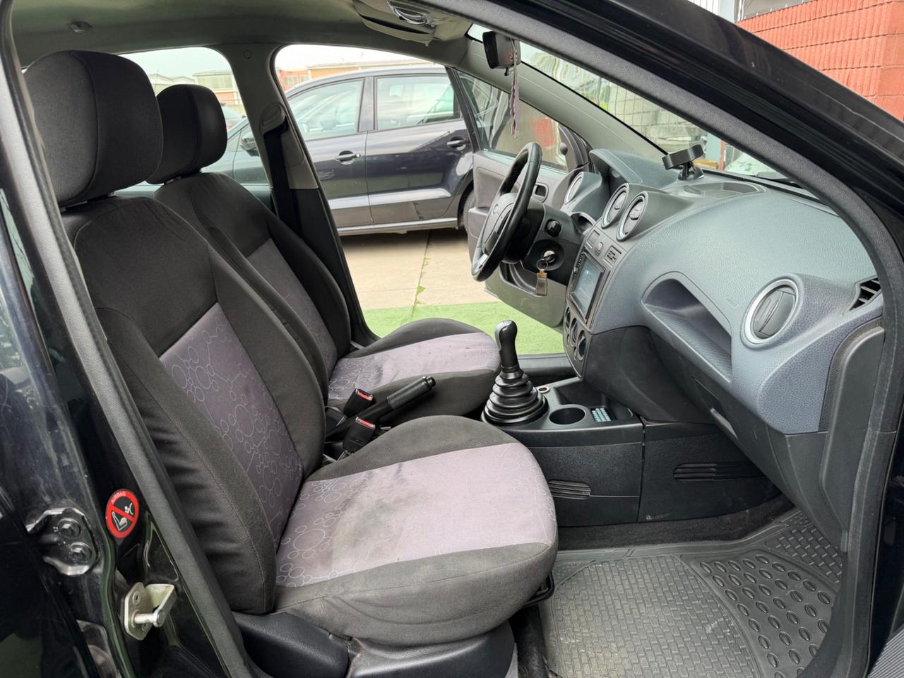 Ford Fiesta 1.2 16V 3p. Ghia