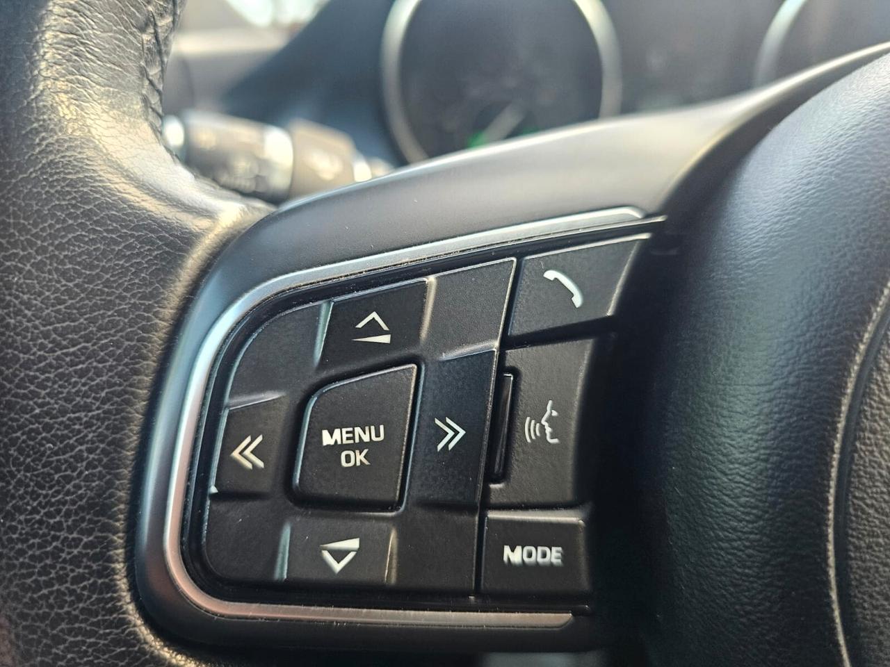 Jaguar E-Pace 2.0D 180 CV AWD R-Dynamic S