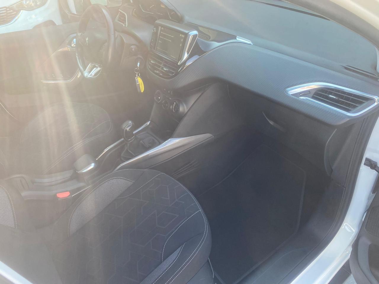 Peugeot 2008 BlueHDi 100 GT Line