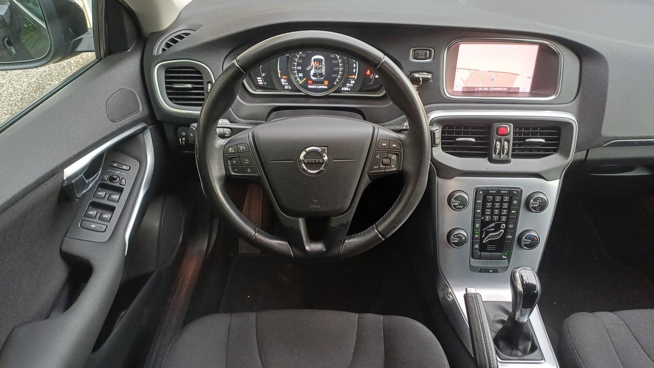 Volvo V40 D2 R-design Euro6 Ok Neopatentati
