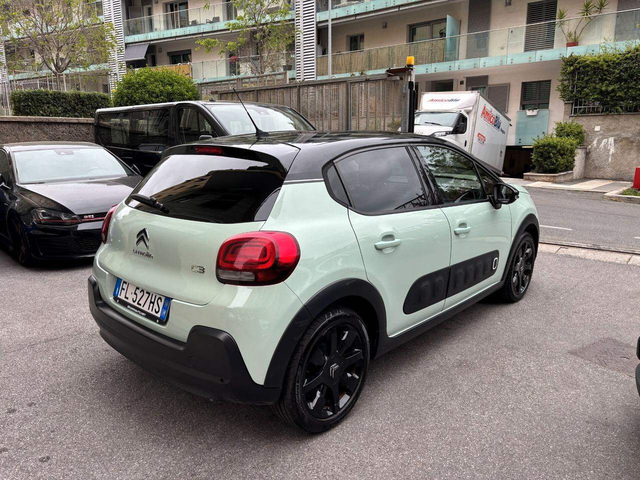 Citroen C3 PureTech 82 Shine DISTRIBUZIONE NUOVA