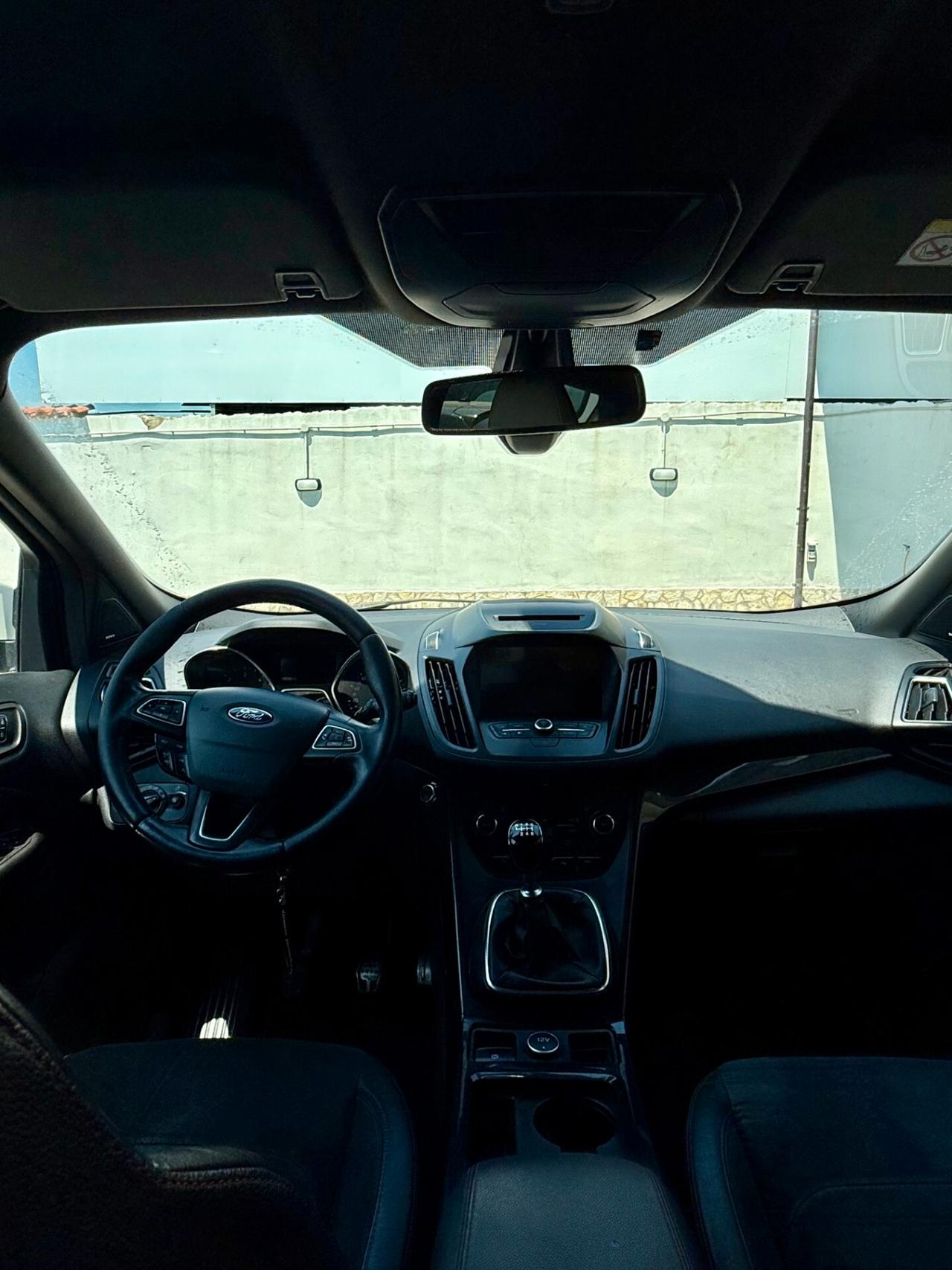 Ford Kuga 1.5 TDCI 120 CV S&S 2WD ST-Line