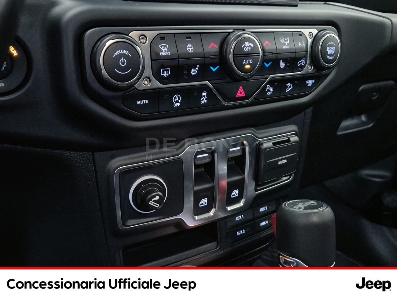 Jeep Wrangler 2.2 mjt ii sahara auto