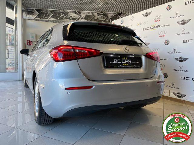 MERCEDES-BENZ A 180 d Business Extra *MBUX*CAMERA