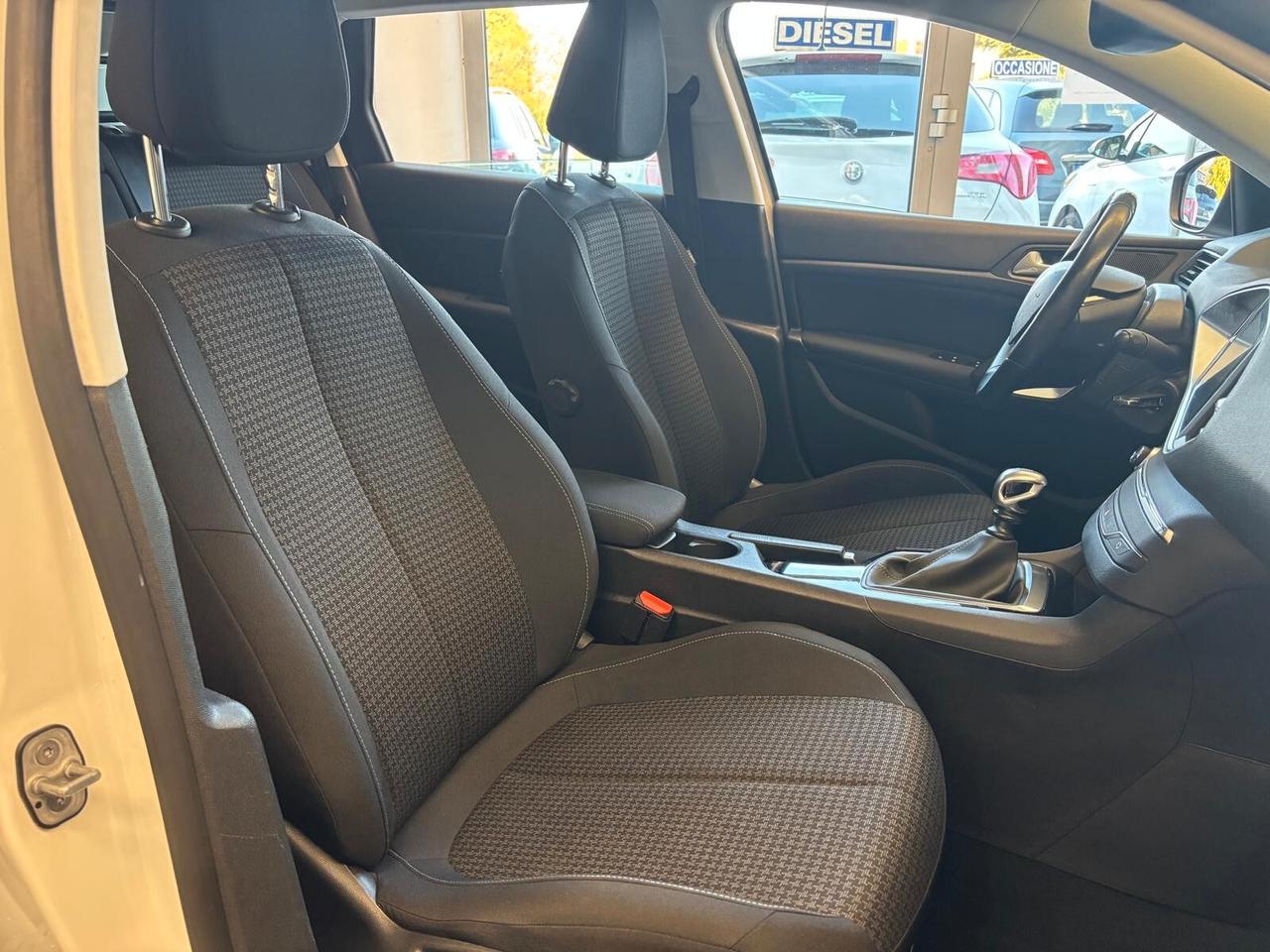 Peugeot 308 BlueHDi 120 cv anno 2018 AUTOCARRO