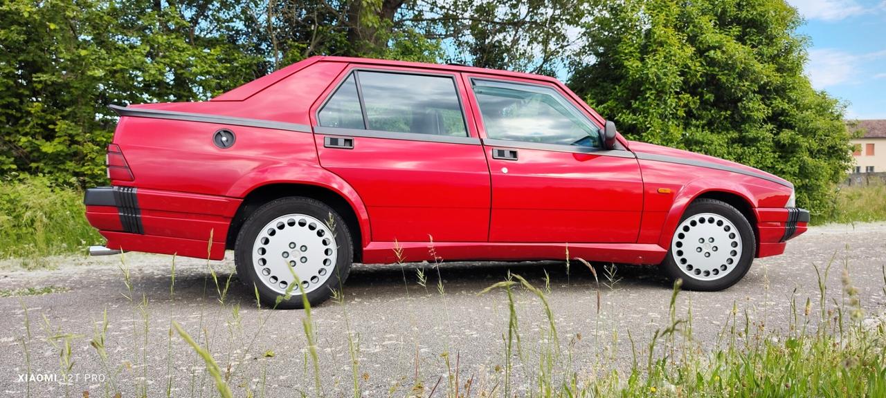 Alfa Romeo 75 1.800 TURBO Q.V (ex ENZO JANNACCI)