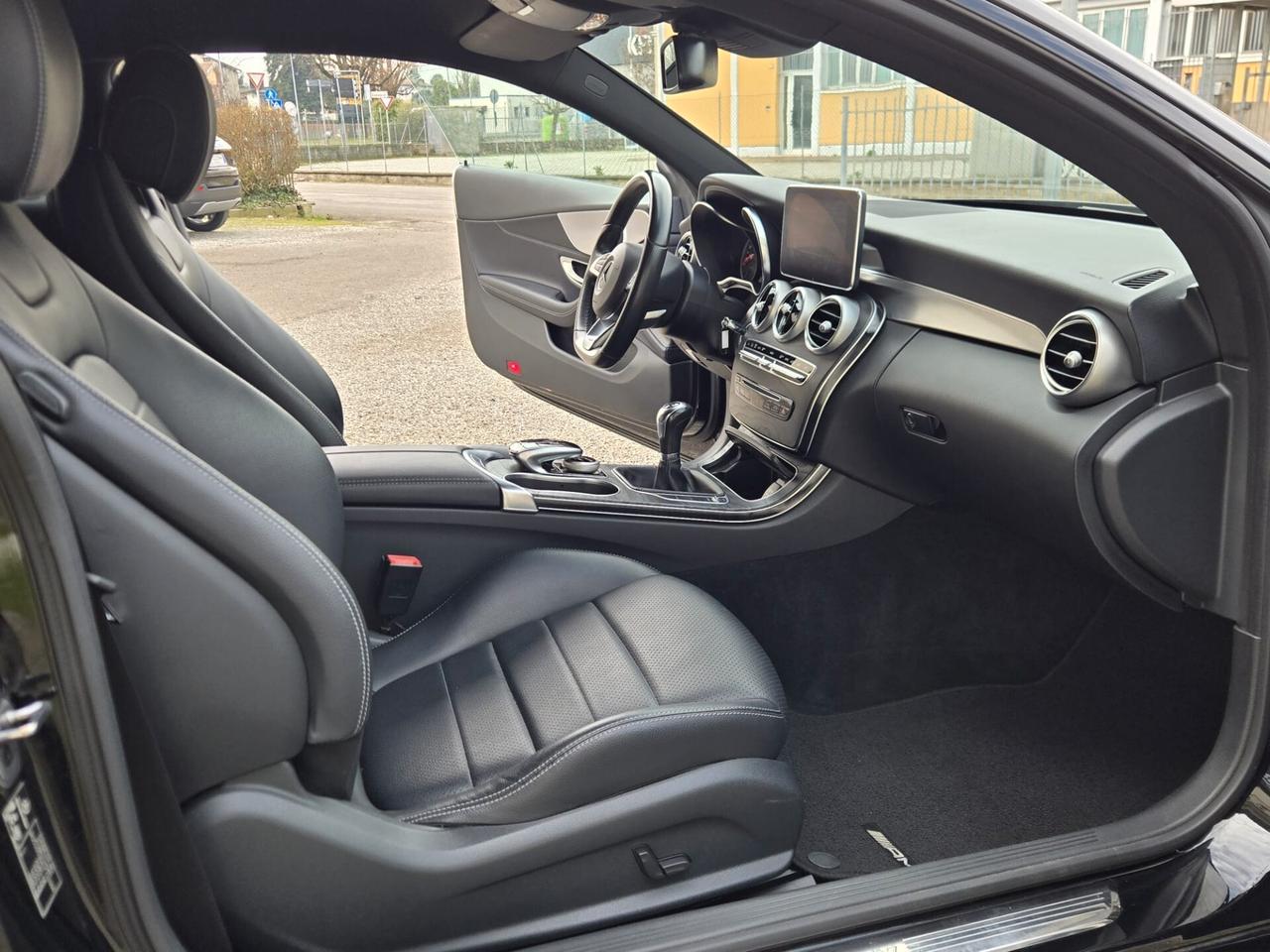 Mercedes-benz C 220d coupé premium AMG