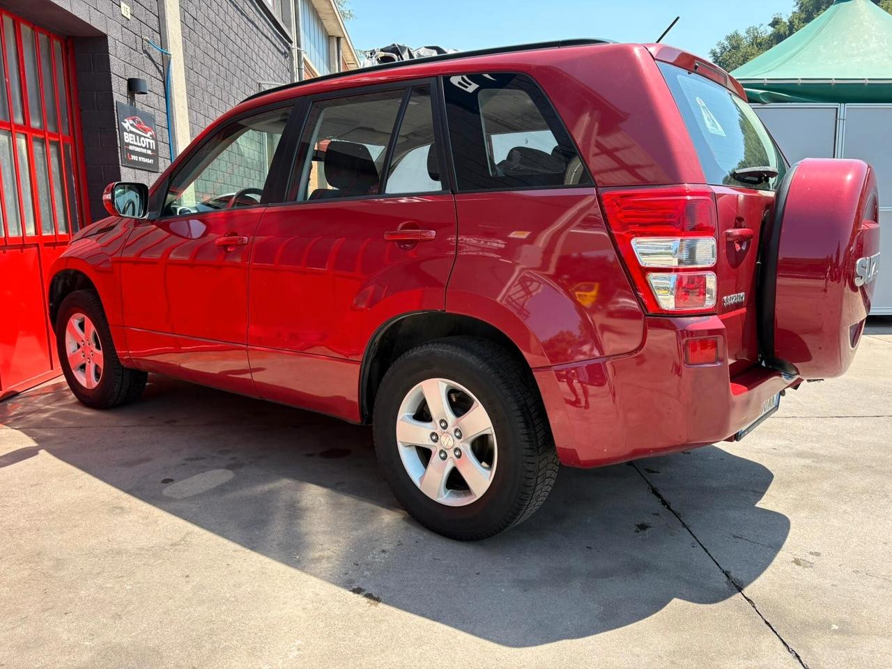 Suzuki Grand Vitara 2.0 16V 5 P GPL UNI PROP