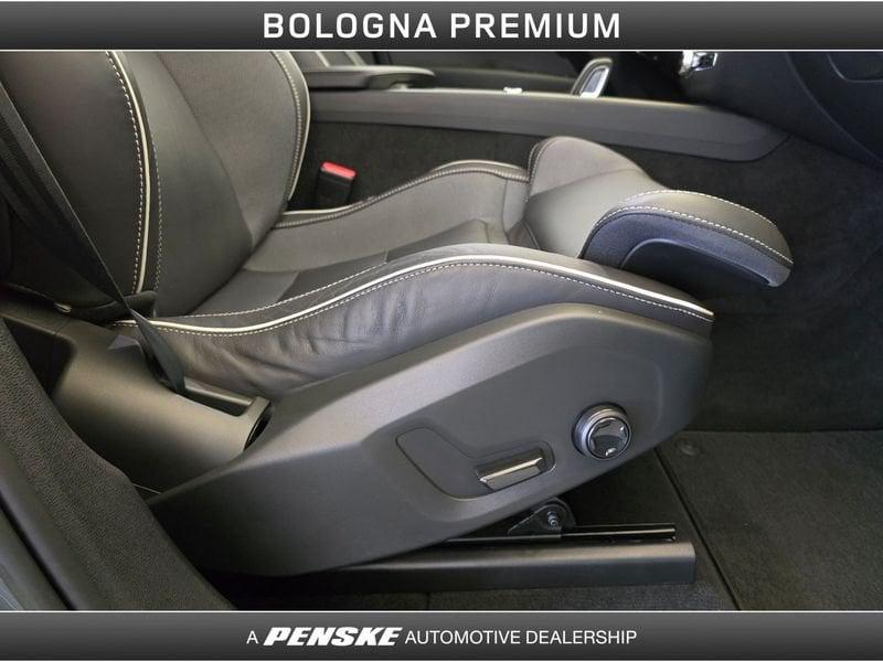 Volvo XC60 XC60 B4 (d) Geartronic R-design