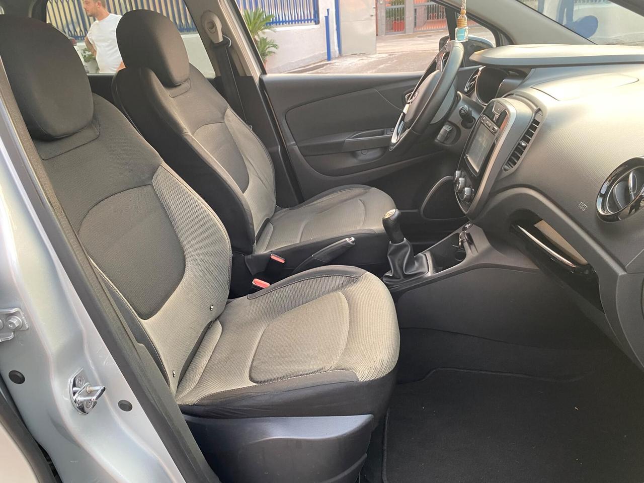 Renault Captur 1.5 dCi 90cv full opt 2014