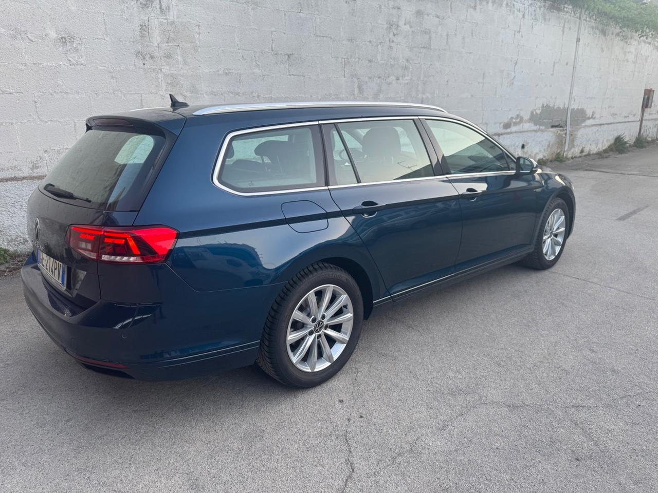 Volkswagen Passat Variant 2.0 TDI SCR EVO DSG Business