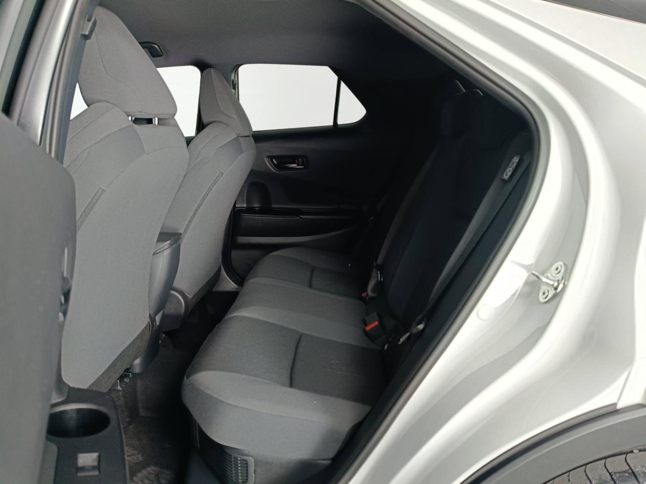 TOYOTA C-HR II 2023 - C-HR 1.8 hev Trend fwd e-cvt