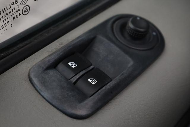 RENAULT Trafic 2.0 dCi/115 Passenger 8 Posti