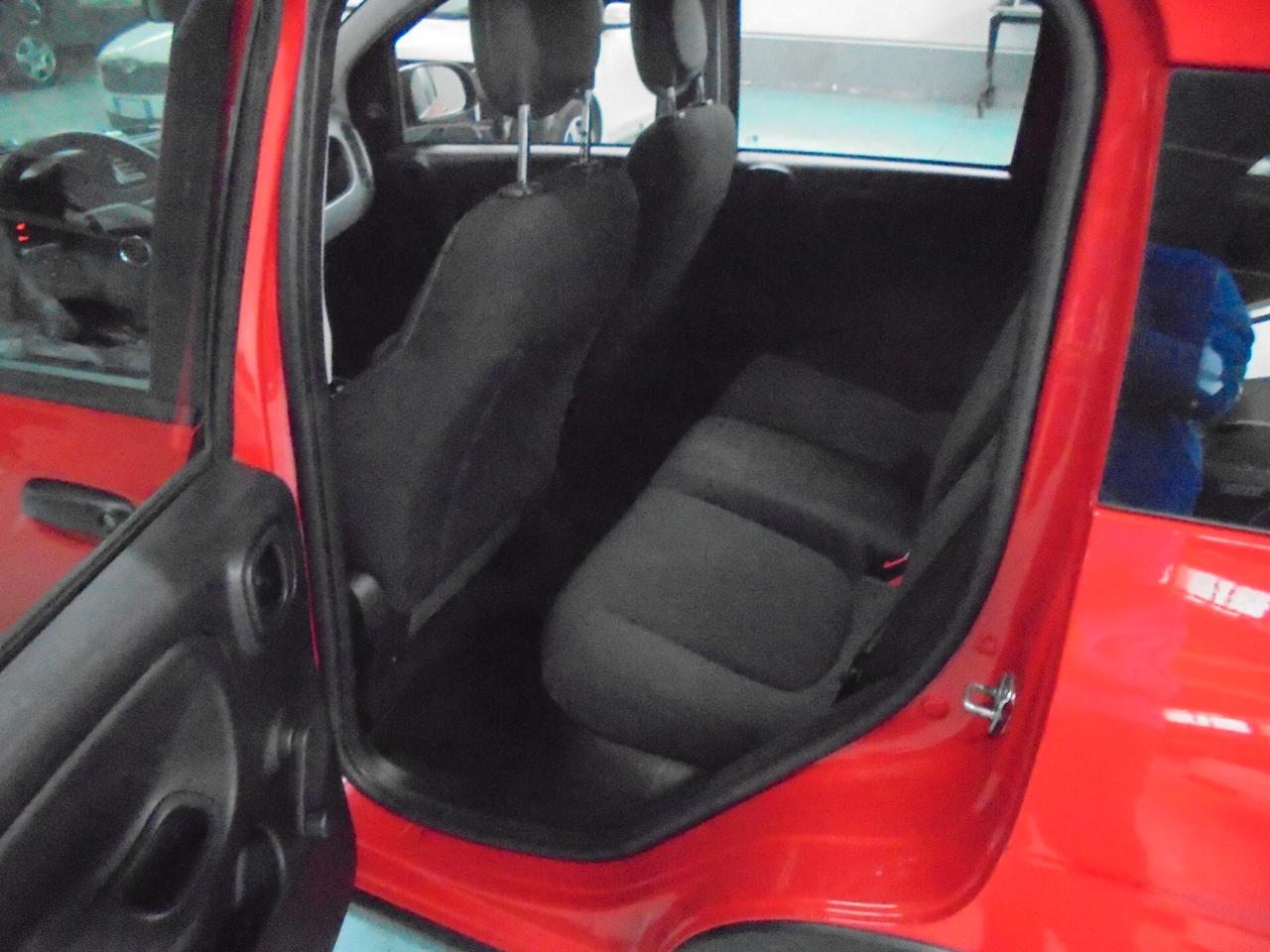 Fiat Panda 1.2 City Cross Waze