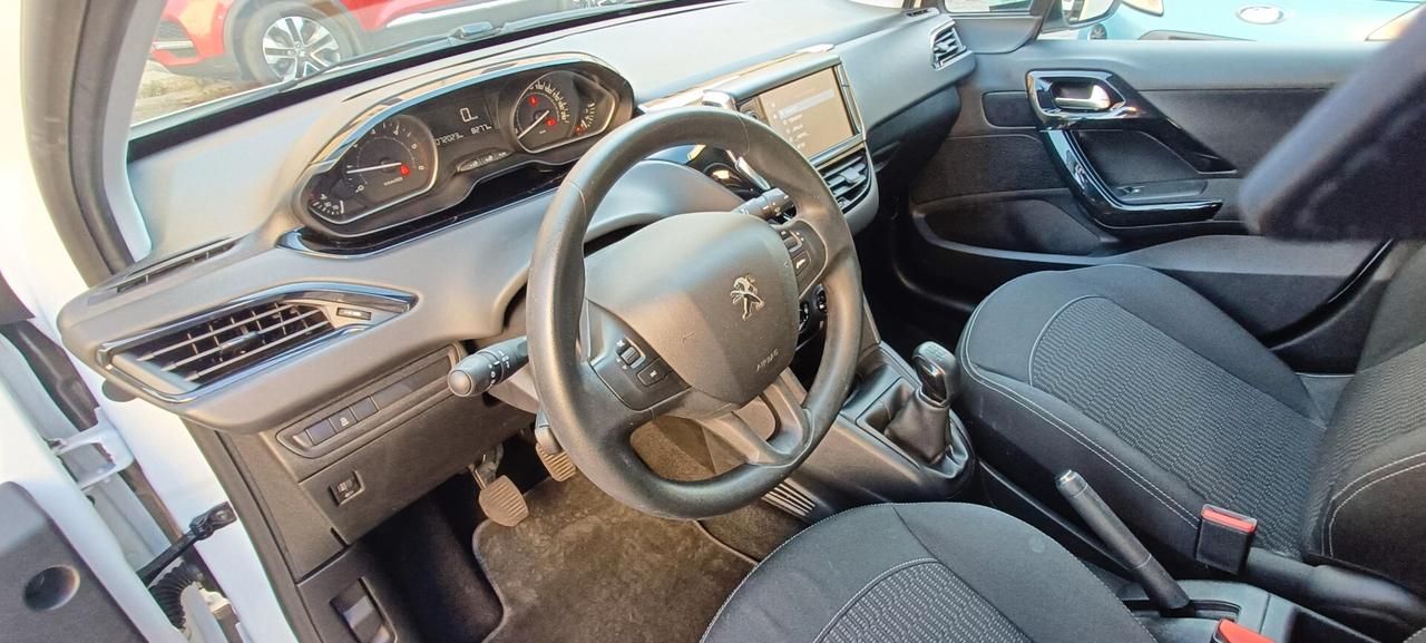 Peugeot 208 BlueHDi 75 5 porte Allure