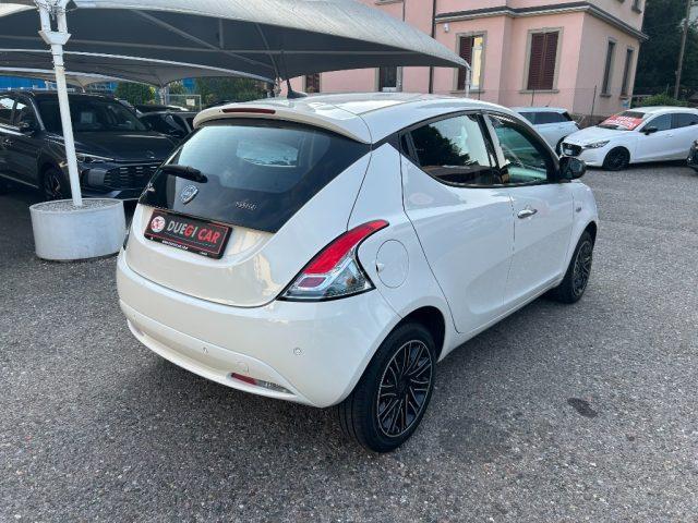 LANCIA Ypsilon 1.0 FireFly 5 porte S&S Hybrid Ecochic Gold