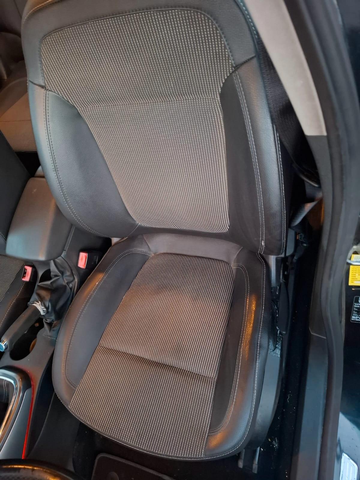 Opel Astra 1.7 CDTI 110CV Sports Tourer Cosmo