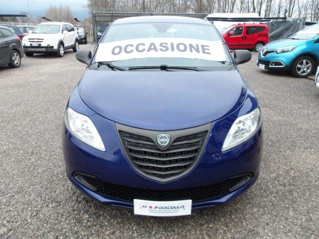 LANCIA Ypsilon 1.2 69 CV 5 porte NEOPATENTATI