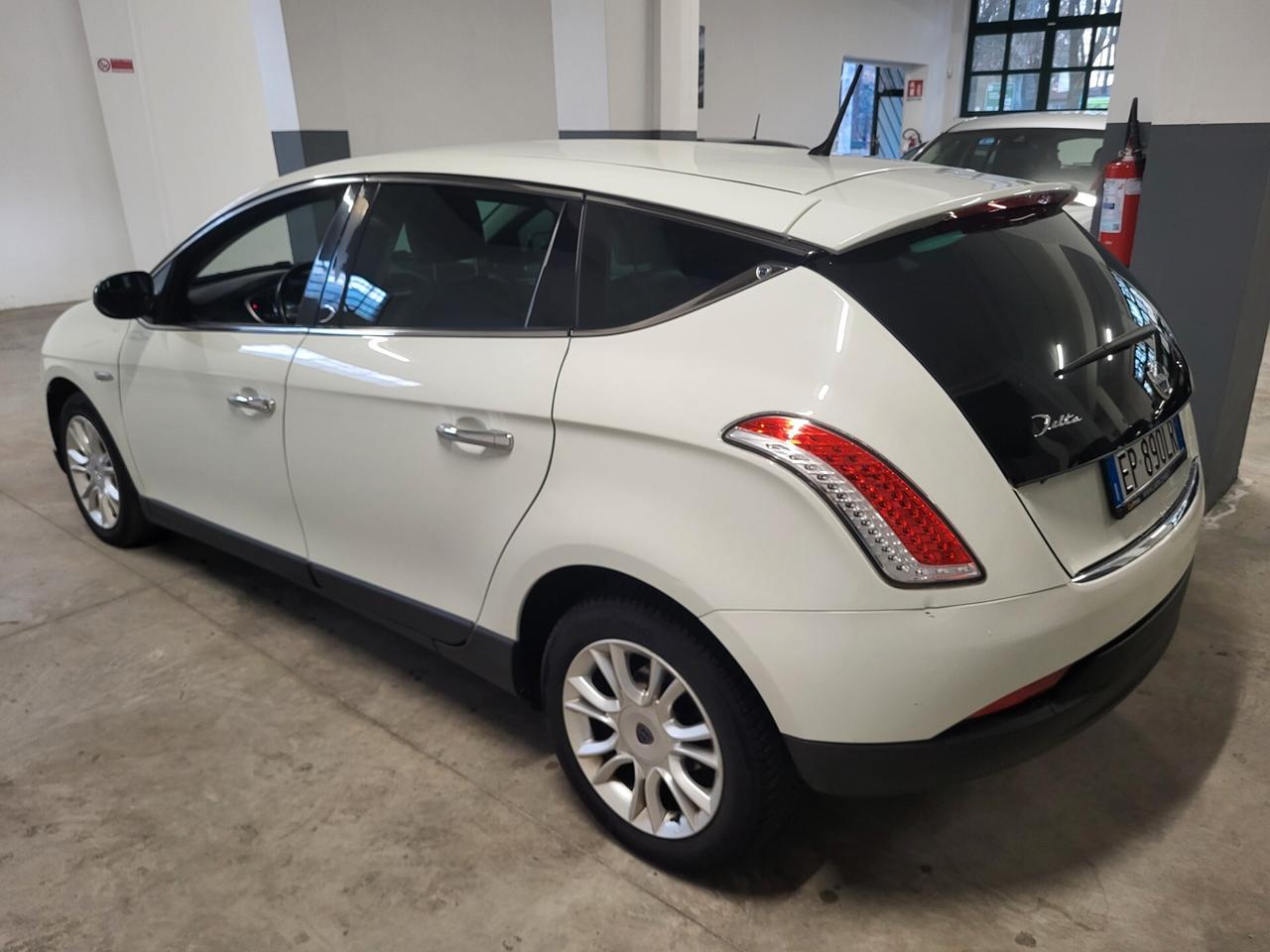 Lancia Delta 1.6 MJT DPF 105 CV Gold PREZZO REALE!! GARANZIA 12 MESI!!