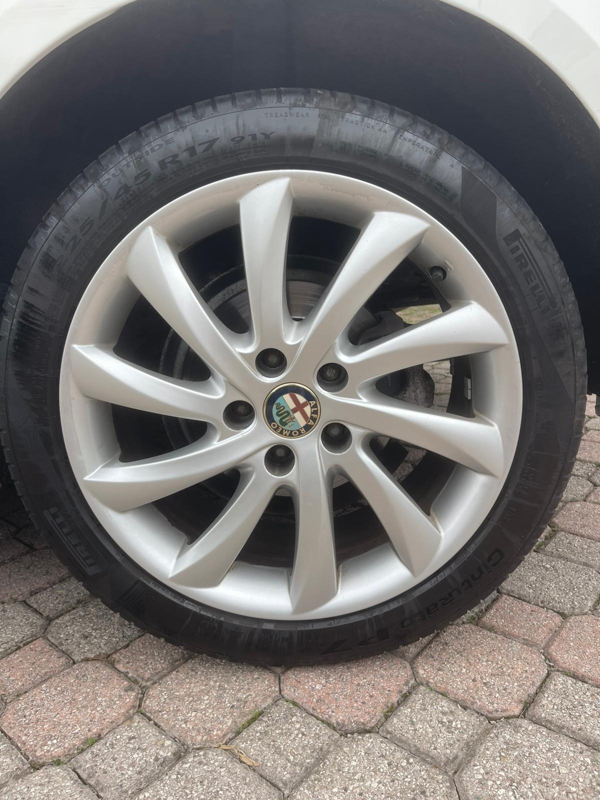 Alfa Romeo Giulietta 1.4 Turbo 120 CV GPL Distinctive