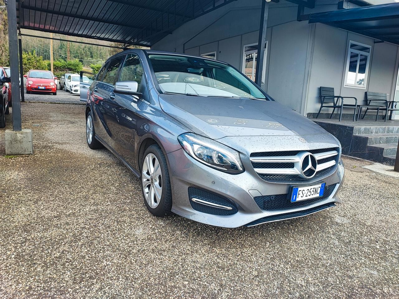 Mercedes-benz B 180 d Premium