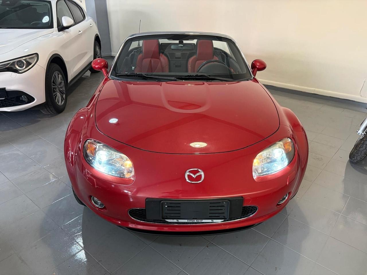 Mazda MX-5 Roadster 2.0L 16V 3rd Generation