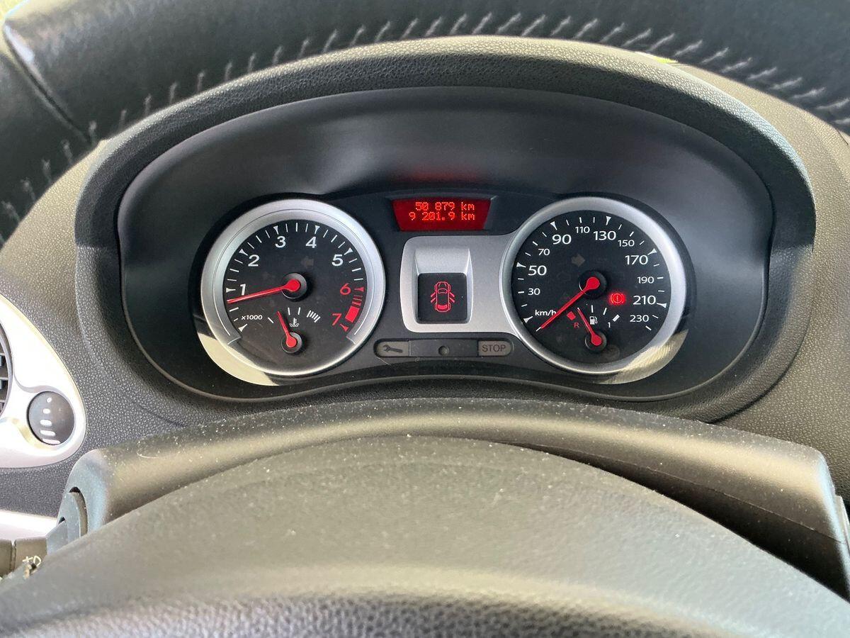 Renault Clio 1.2 16V 5 porte Dynamique
