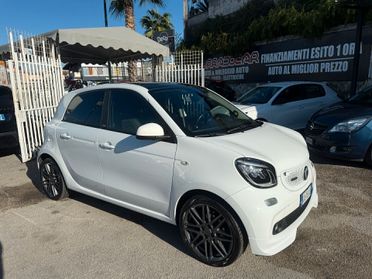 Smart ForFour BRABUS 0.9 109 CV NAVI E TETTO