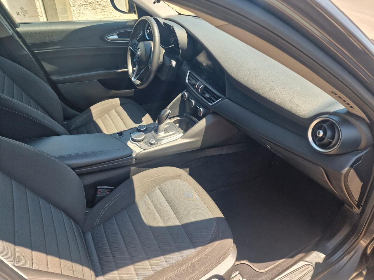 Alfa Romeo Giulia 2.2 Turbodiesel 160 CV AT8 Executive