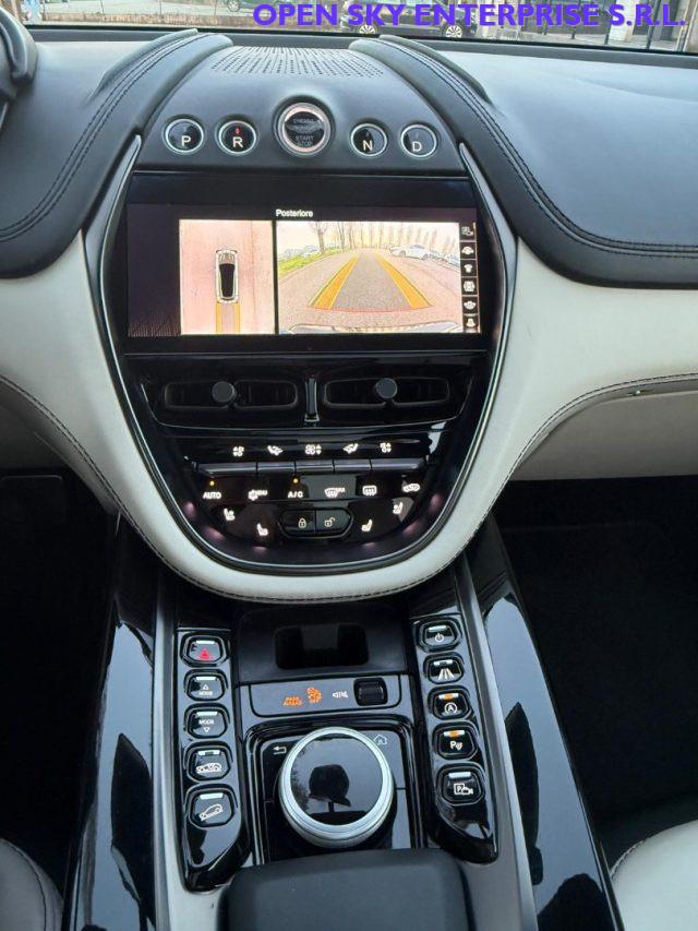 ASTON MARTIN DBX DBX