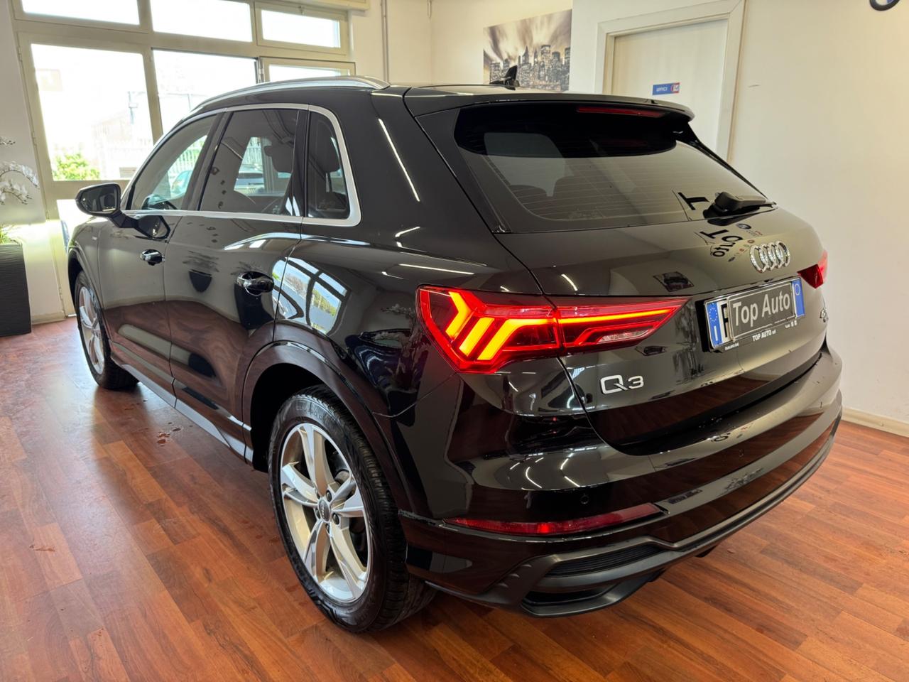 AUDI Q3 40 TDI QUATTRO S TRONIC S LINE
