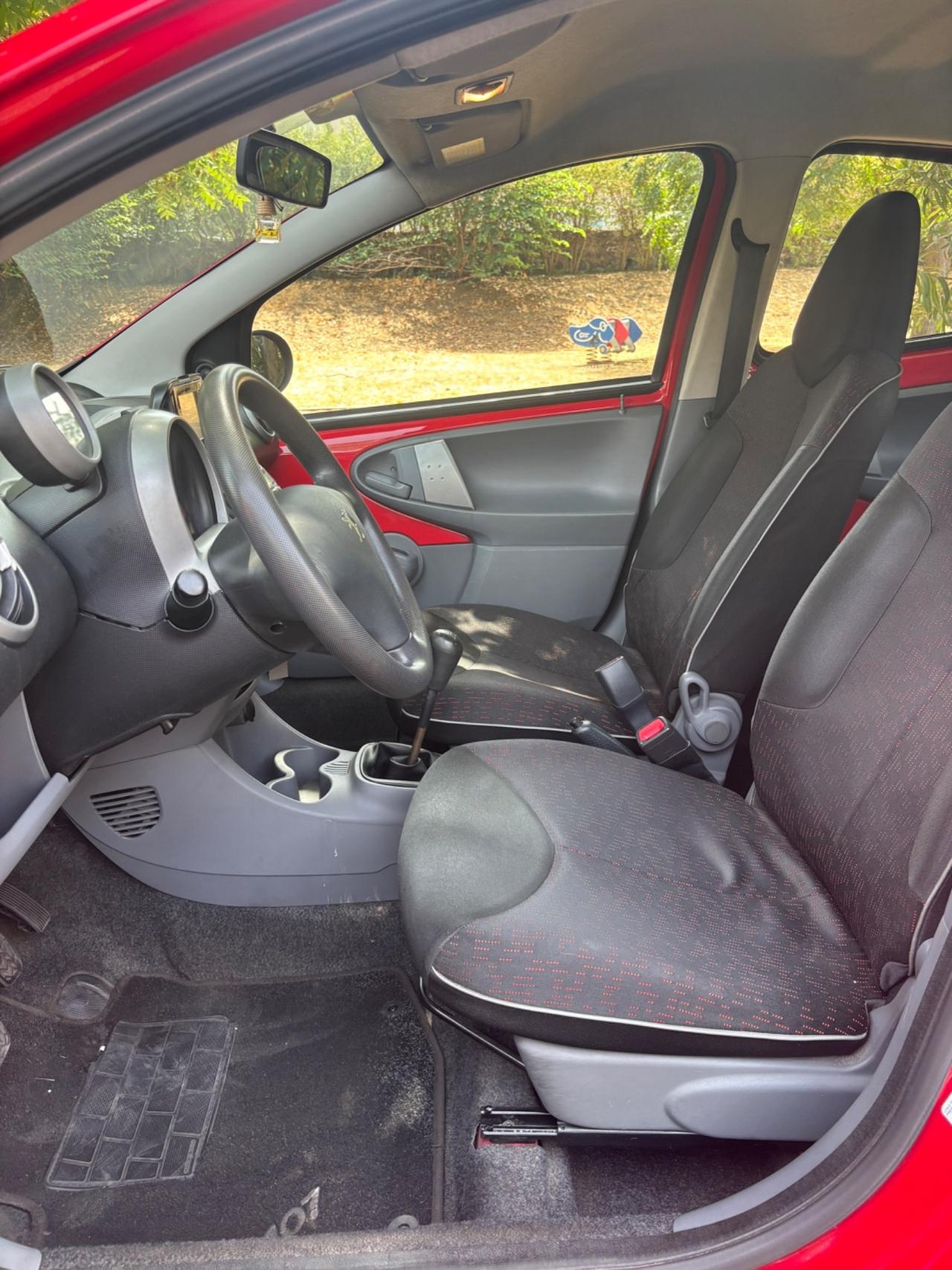 Peugeot 107 1.0 68CV 5p. Active 2012 unico proprietario