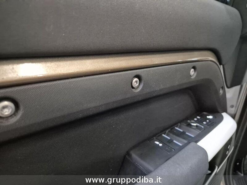 Land Rover Defender VII 2020 110 Diesel 110 3.0d i6 mhev SE awd 200cv auto