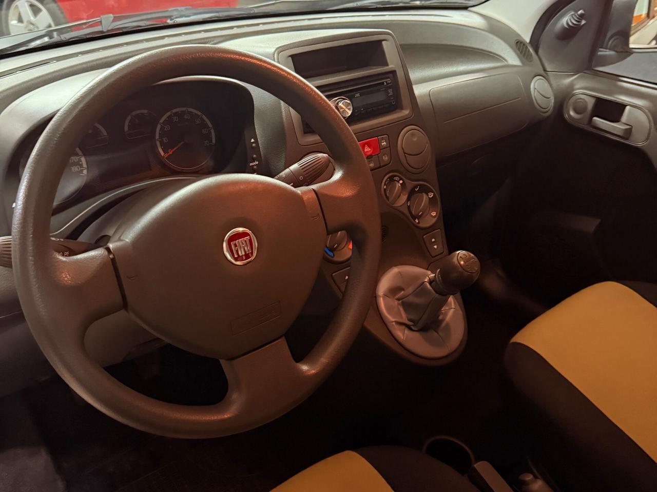 FANTASTICA FIAT PANDA 4x4 CON SOLI 45.840 KM IN CONDIZIONI DA VETRINA