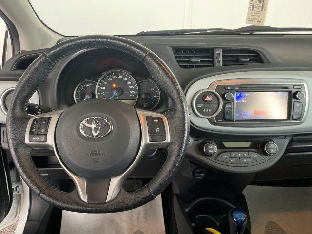 TOYOTA Yaris 1.5 Hybrid lounge 71000km