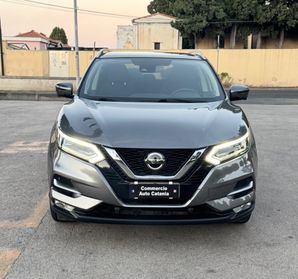 Nissan Qashqai 1.5 dCi CAMBIO AUTOMATICO/POCHI CHILOMETRI