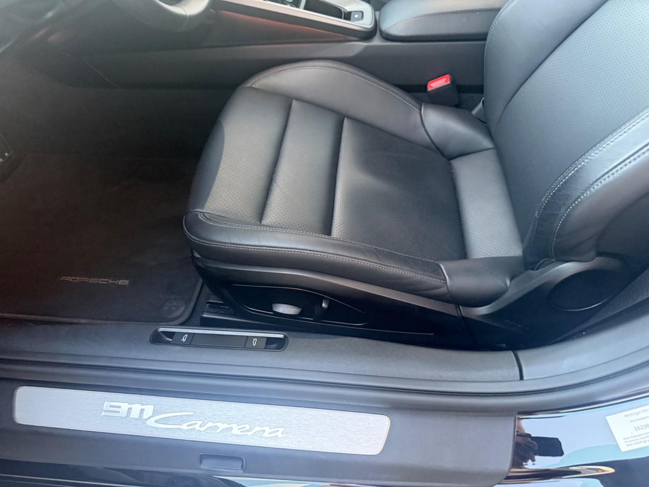 Porsche 911 Carrera