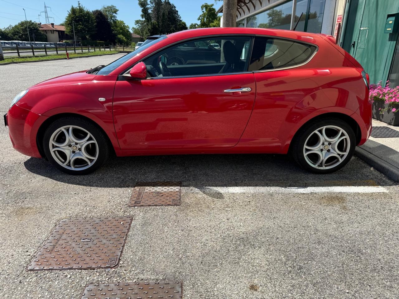Alfa Romeo MiTo 1.6 JTDm Distinctive Sport Pack