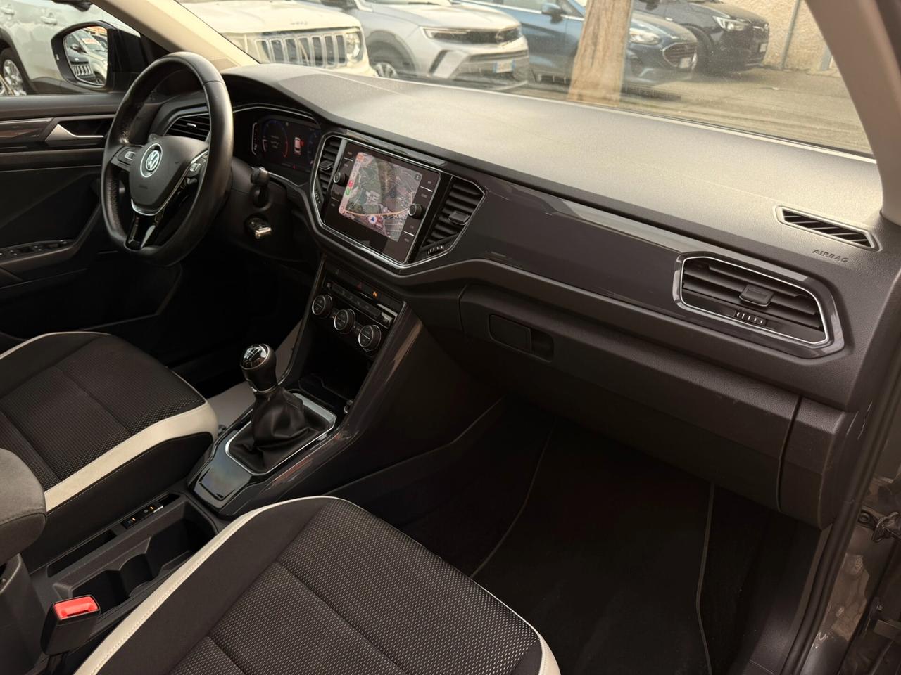 Volkswagen T-Roc 1.6 TDI 116CV Advanced - 2018